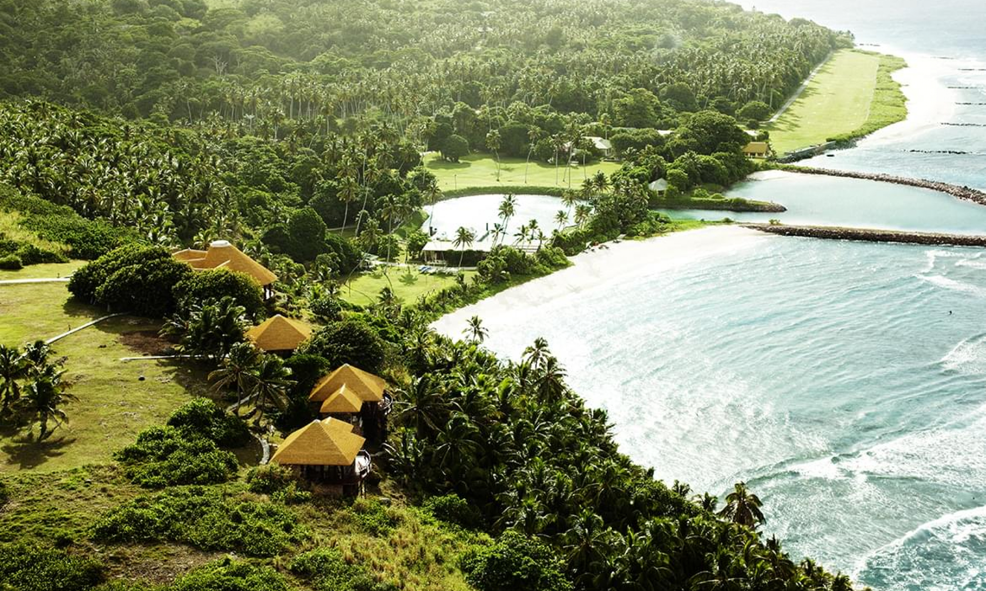 0105_berkeleytravel-fregateislandprivate_20110527