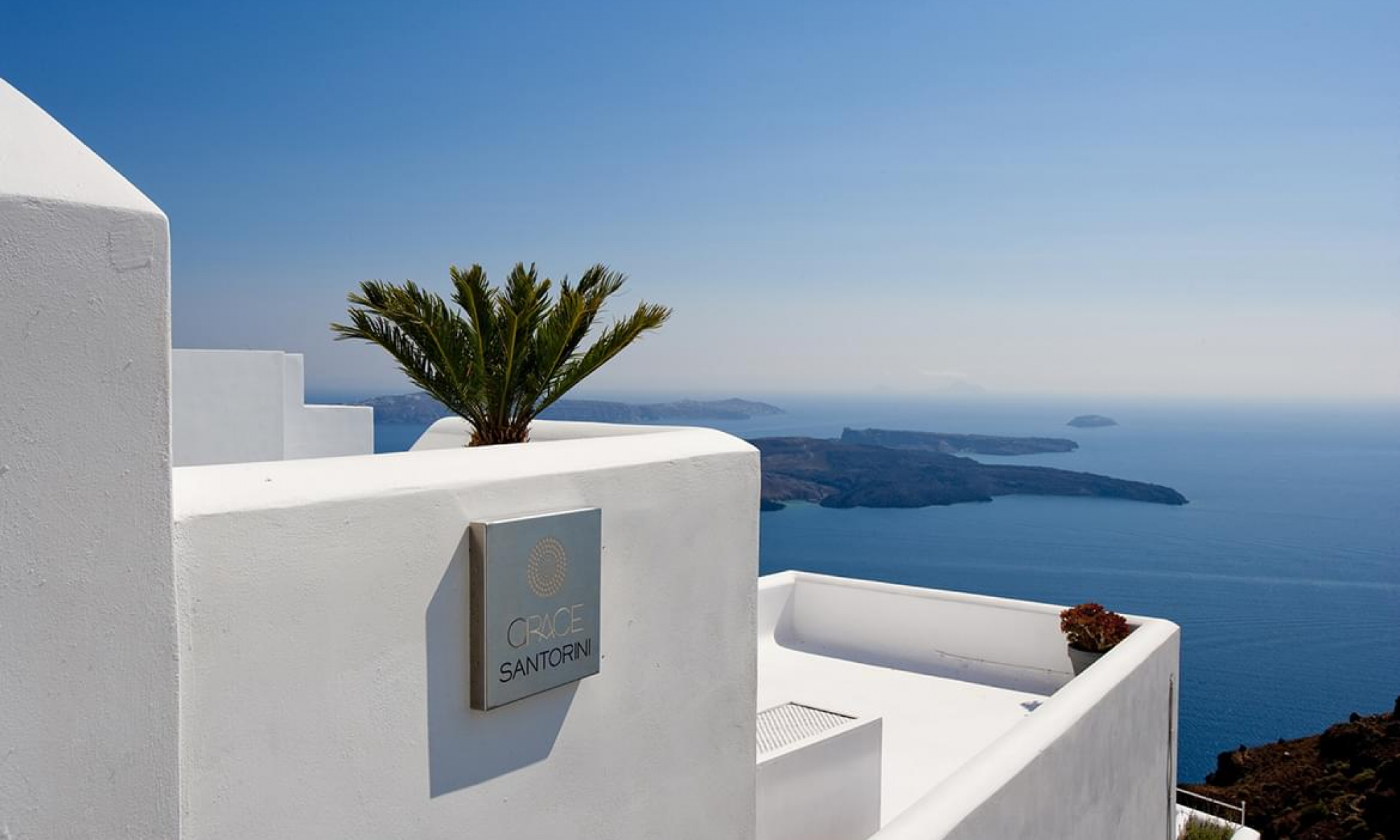 Grace Hotel Santorini